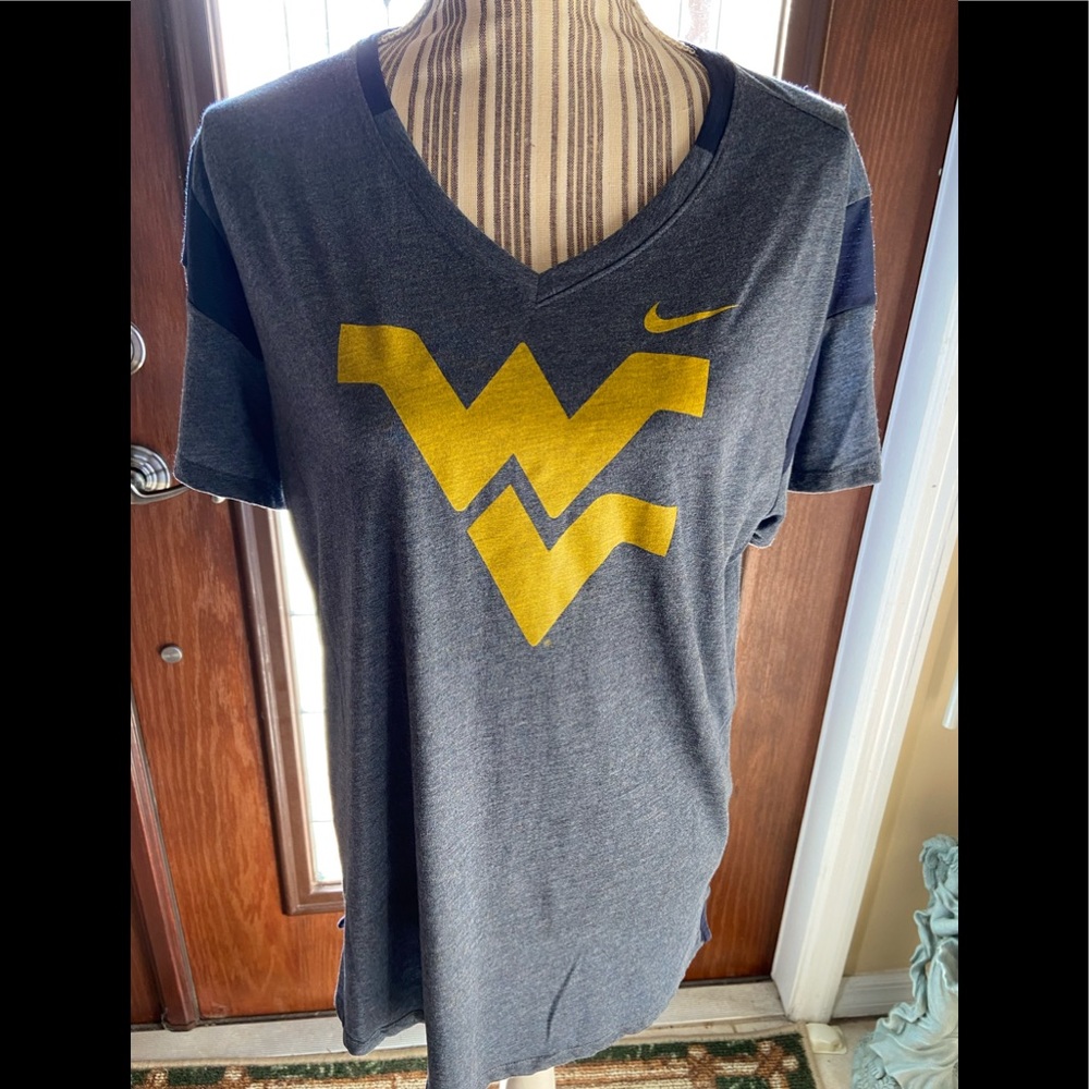 Nike Blue short  sleeve V neck Tee Shirt size Lg